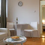 Grandma Marias Retreat Apartment