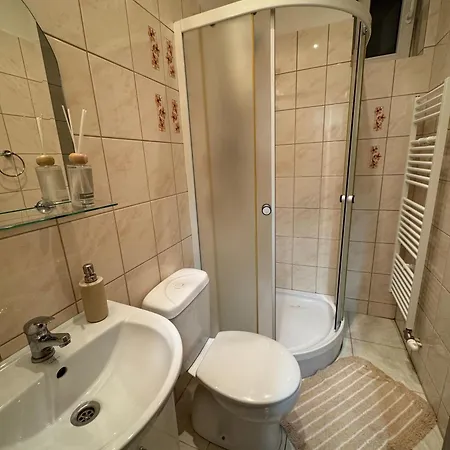 Grandma Marias Retreat *