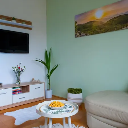 Grandma Marias Retreat Nová Lesná