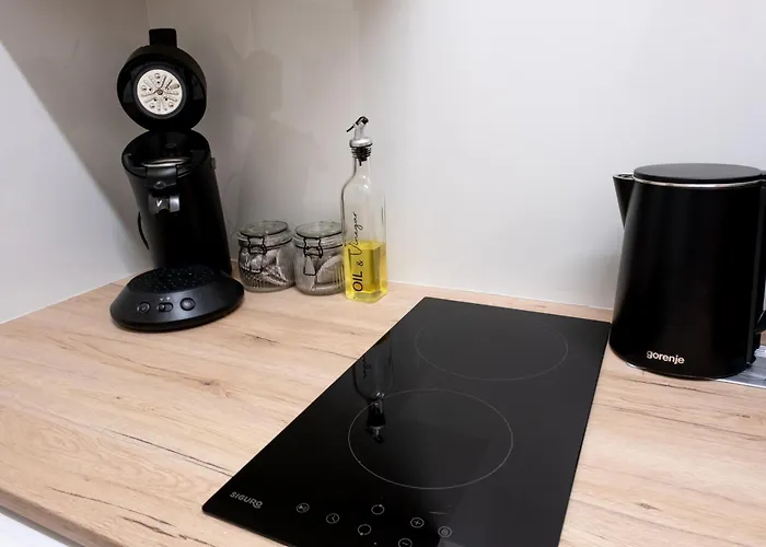 Grandma Marias Retreat Apartment